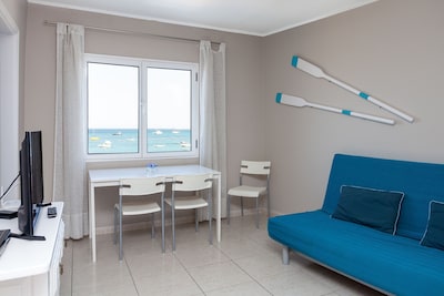 Central Apartment Eloisa 1 on the Beach with Ocean View & Wi-Fi; Easy Street Parking