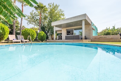 Extremely Modern Villa with Pool - Villa Zoe