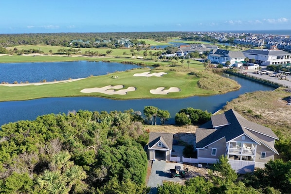 Blackbeard's Return is right beside the golf course and Bald Head Island Club. You have access to purchase the club and to play golf at this property