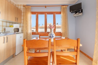 Central apartment close to the beach – Portosun 1