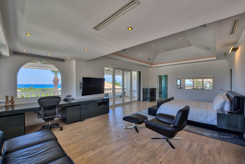 Picture of villa