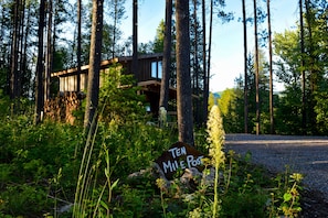 Evening views of the cabin