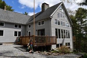 Welcome to Timber Cove! Here is a view of the house from the driveway.