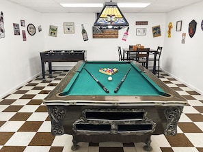 Large Game Room w/real full-sized Billiard table, Foosball, and bar-style seats