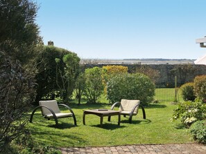 Eigentum, Möbel, Garten, Natürliche Landschaft, Baum, Gras, Haus, Hütte, Garten, Grundeigentum