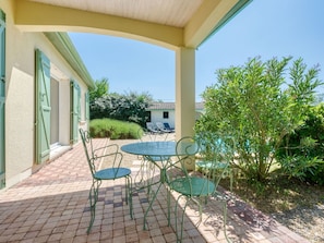 Plant, Sky, Furniture, Chair, Window, Azure, Building, Shade, Table, Outdoor Furniture