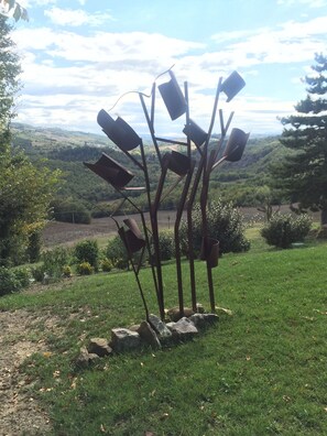 Skulptur, Baum, Kunst, Botanik, Pflanze, Gras, Park, Nonbuilding Struktur, Metall