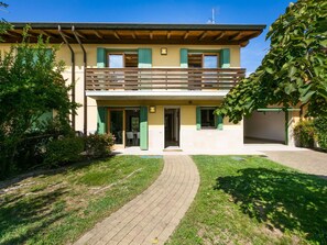 Bois, Éclairage, Design Intérieur, Sol, Sol, Salon, Immobilier, Dur, Table, Faisceau