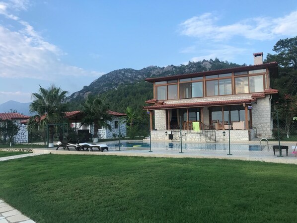 villa is located on taurus mountain hills