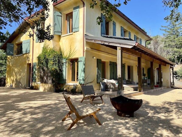 Villa Gaia luxury retreat