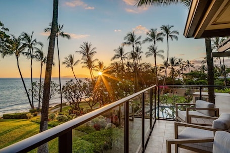 Wraparound deck with glorious sunset views