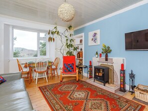 Living room/dining room | Gàrradh an Fhàsaich, Glendale