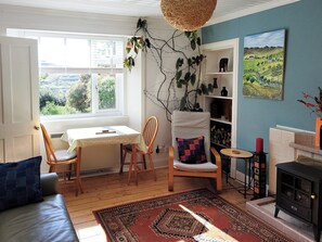 Dining Area | Gàrradh an Fhàsaich, Glendale