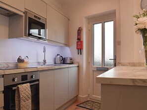Open plan living space | Kingsley Cottage, Hawley
