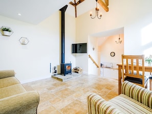 Living room/dining room | Priors Lodge Barns - Pipistrelle - Priors Lodge Barns , Bream, near Lydney