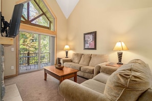 Living Room | Cable TV | Central A/C
