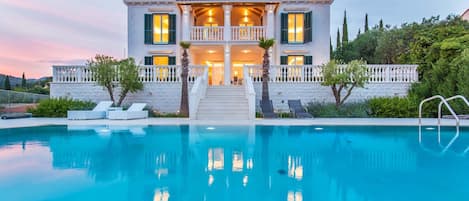 Beautiful Dubrovnik Villa | 5 Bedrooms | Villa Gold Dubrovnik | Stylish Furnishings & Wonderful Sea Views | Orasac