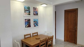Dining Area. 