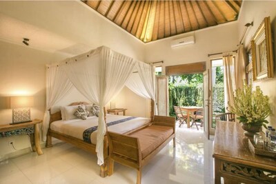 Stay at Balinese Cottage Room in Ubud + Free Beer