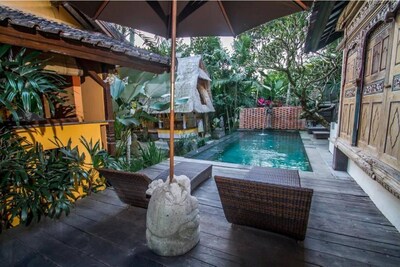 Stay at Balinese Cottage Room in Ubud + Free Beer