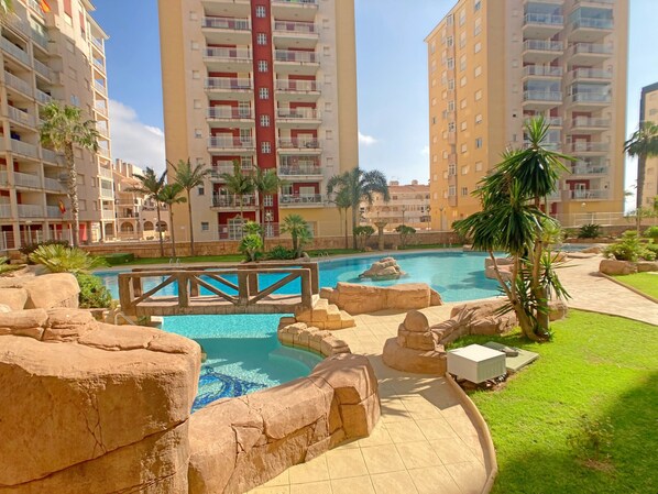 Swimming pool