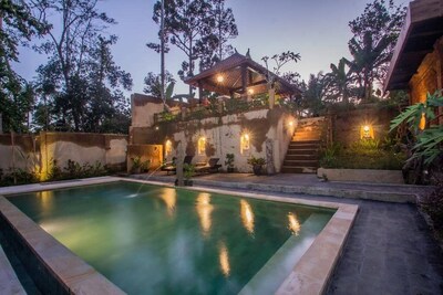 Authentic Room with Amazing Jungle View in Ubud