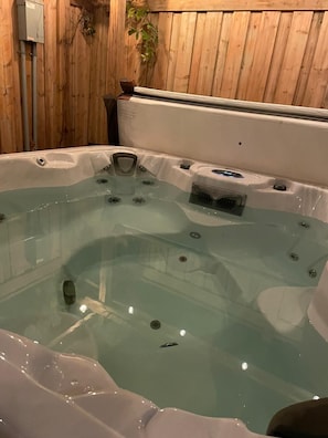 Bain à remous intérieur