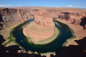 Horseshoe Bend truly one of the top 10 places to see in the world on 15 min away