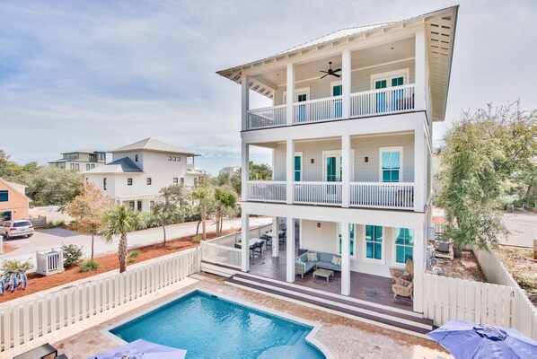 Private Pool