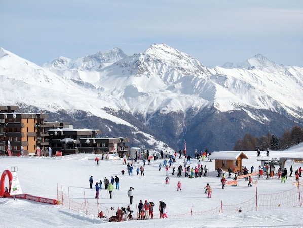 Ciel, Neige, Montagne, La Nature, Pente, Équipement Sportif, Loisirs De Plein Air, Glacial Relief, Sport D'Hiver, Gelé