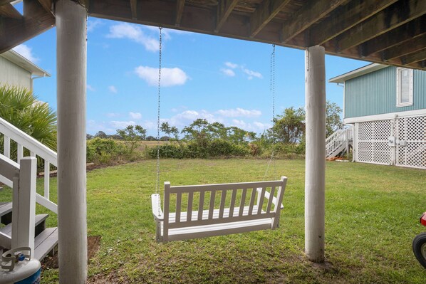 Swing bench!