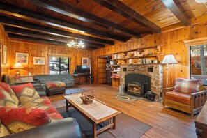Quandt Cabin Living Room