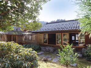 View the porch from the garden