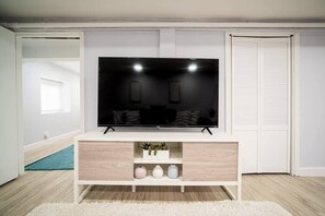 Flat-screened TV to Binge Watch your Favorite Netflix Show