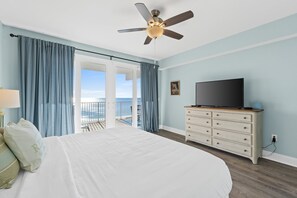 Gulf View Primary Bedroom with King Size Bed