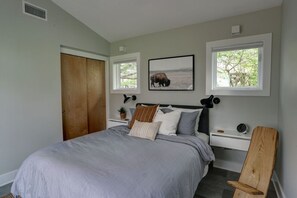 queen Casper mattress, black-out blinds, and noise-canceling insulation