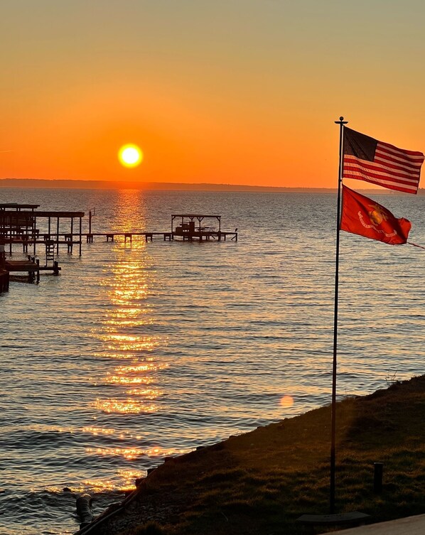 Wake up early and check out the sunrise at the lake!