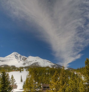 Small balcony to enjoy the fresh air and views of Lone Peak