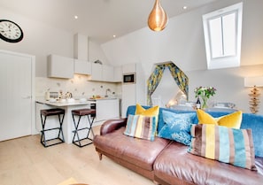 Lounge / Kitchen / Diner