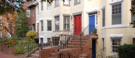 Quiet, friendly Capitol Hill block