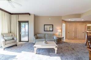 Access to the balcony from the living room