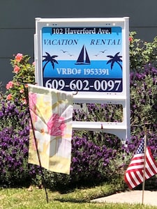 Bayside Single Home and Pet Friendly - No Travel Ban