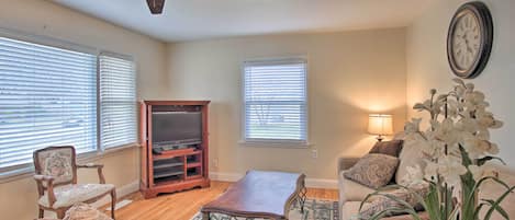 Bartlesville Vacation Rental | 3BR | 2BA | Stairs Required | 1,468 Sq Ft