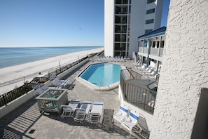 Sparkling gulf front pool