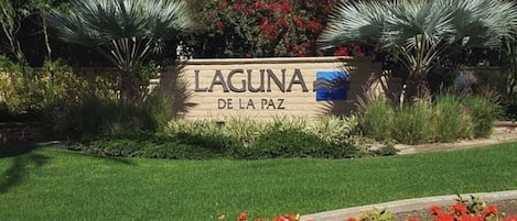 Welcome to beautiful Laguna de la Paz. A true oasis in the desert.