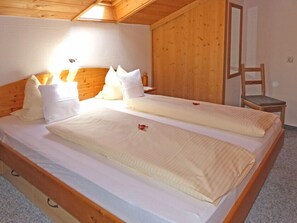 Ferienwohnung Watzmann 2-4 Personen 76 qm, Dusche/WC, Balkon, TV, 2 Schlafzimmer-Thomanhof-Ramsau