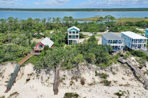 Beachside Exterior