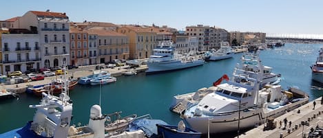 Marina