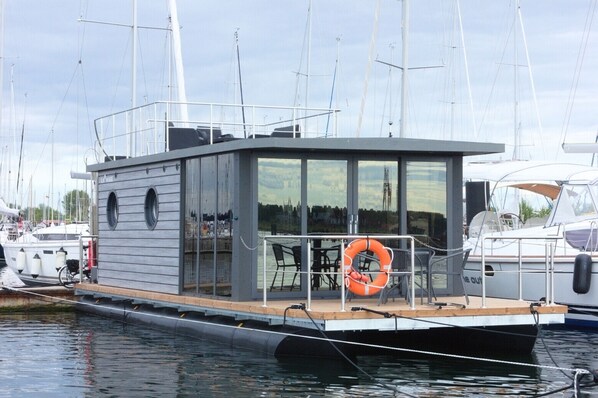 Hausboot Fjord Lacerta in Marina Wendtorf / Ostsee