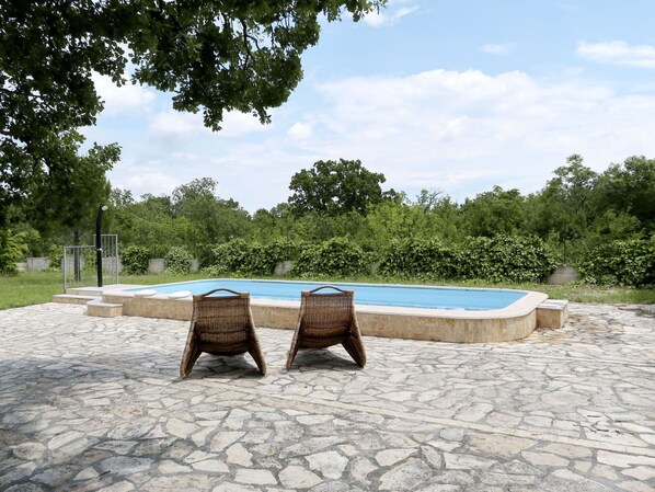 Property, Furniture, Tree, Table, Outdoor Furniture, Leisure, Real Estate, House, Vacation, Chair